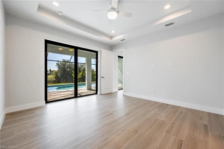 1032 NE 11th  AVE, Cape Coral, FL 33909