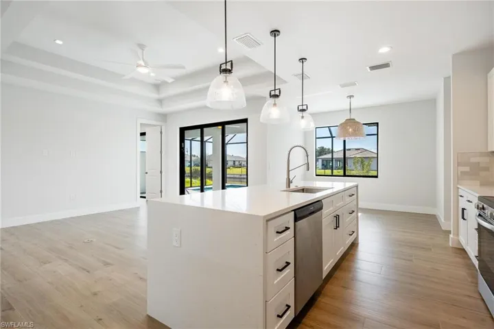 1032 NE 11th  AVE, Cape Coral, FL 33909
