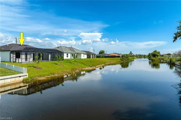 1032 NE 11th  AVE, Cape Coral, FL 33909