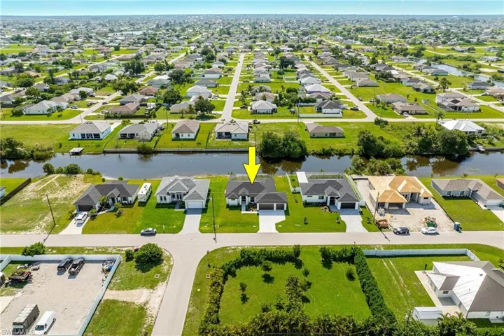 1032 NE 11th  AVE, Cape Coral, FL 33909