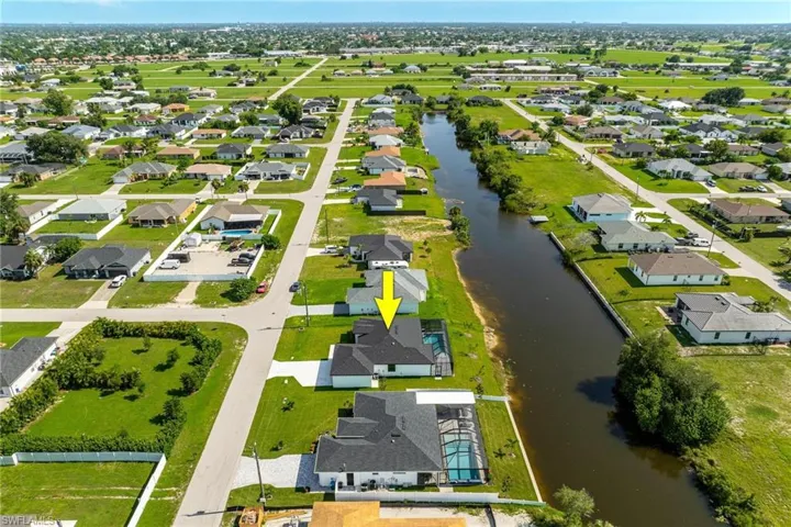 1032 NE 11th  AVE, Cape Coral, FL 33909