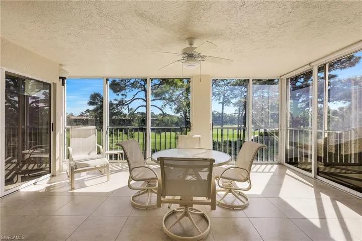 The golf course is the perfect backdrop for breakfast, lunch or dinner!