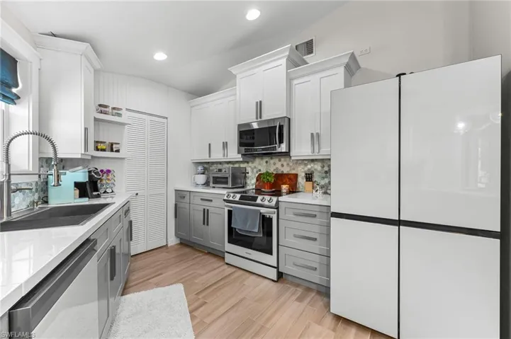 9792 Tonya Ct, Bonita Springs, Florida 34135