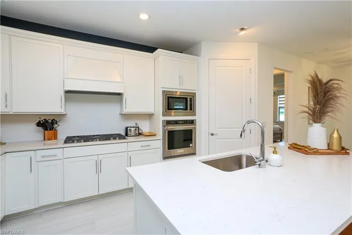 1937 Yellowfin Cir, Naples, Florida 34114