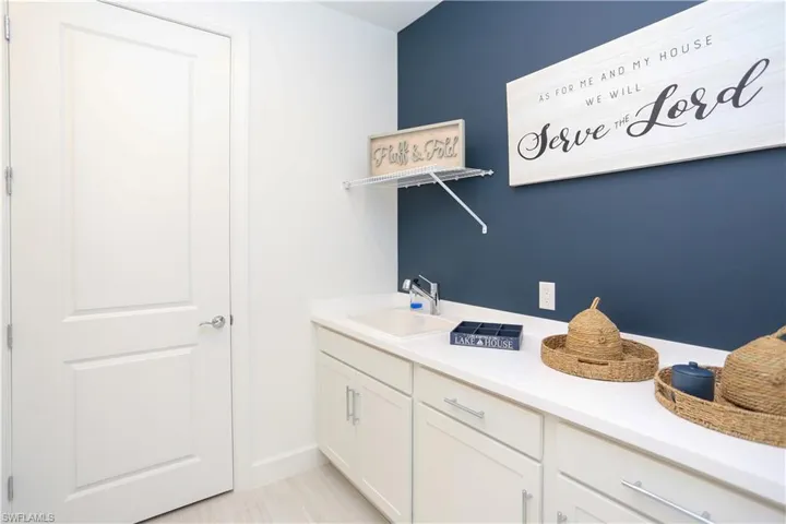1937 Yellowfin Cir, Naples, Florida 34114
