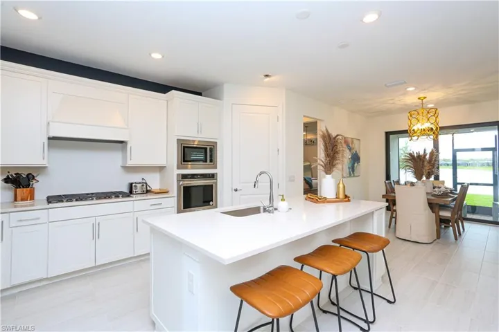 1937 Yellowfin Cir, Naples, Florida 34114
