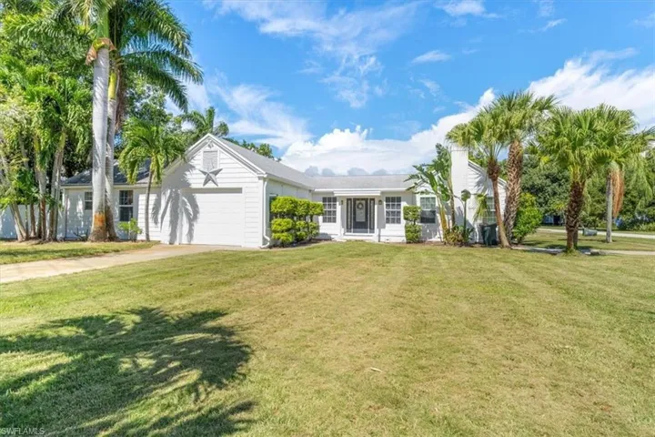 334 E Crescent  DR, Clewiston, FL 33440