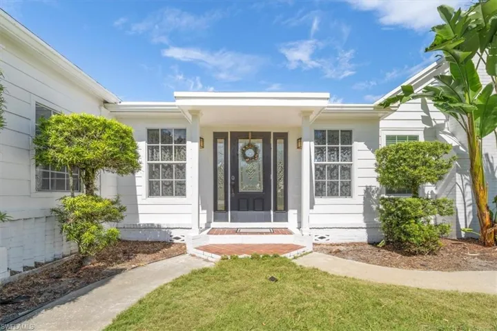 334 E Crescent  DR, Clewiston, FL 33440