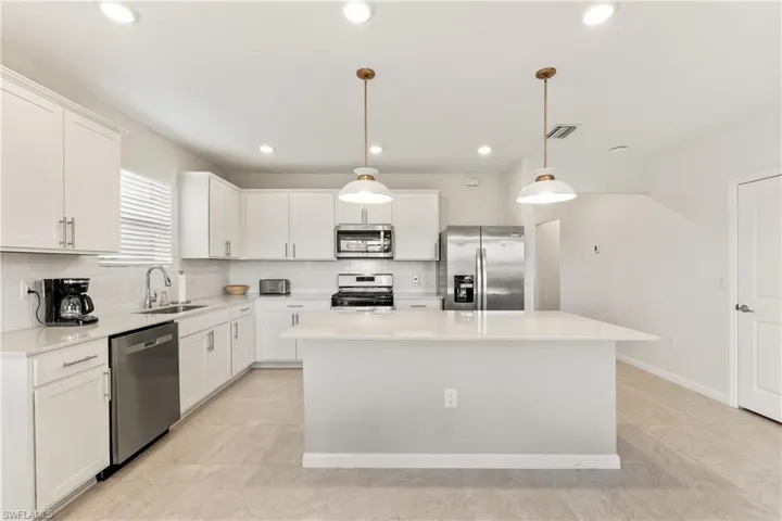 42425 Cascade Dr, Babcock Ranch, Florida 33982