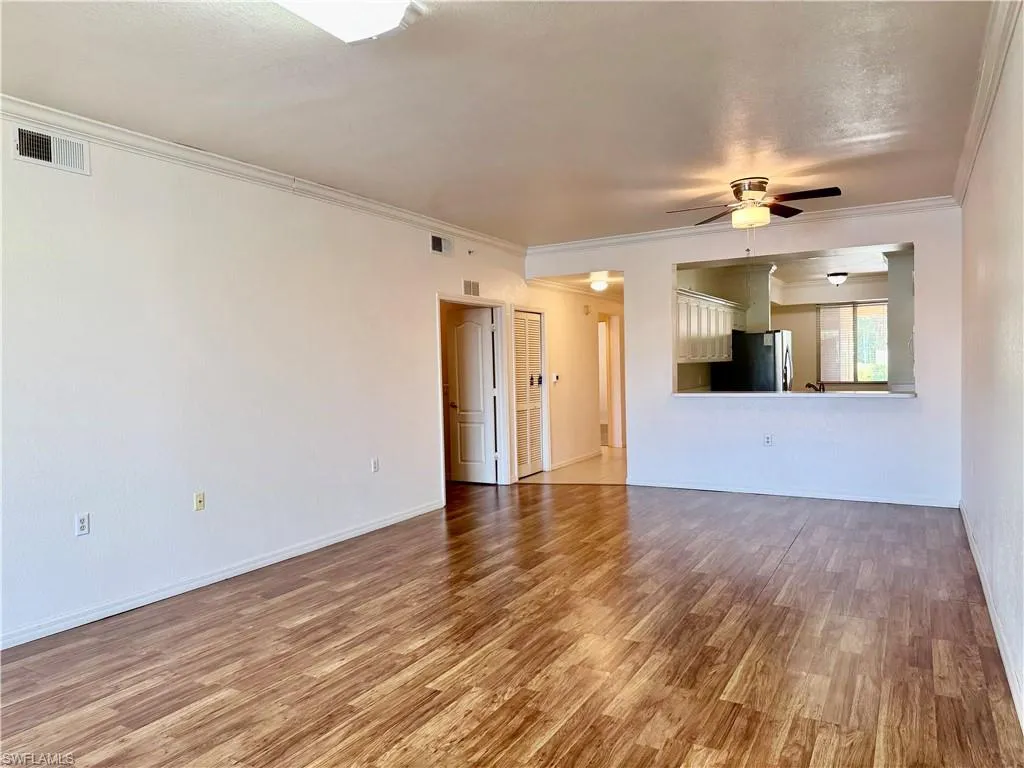 8450 Kingbird LOOP, Estero, FL 33967,225063037