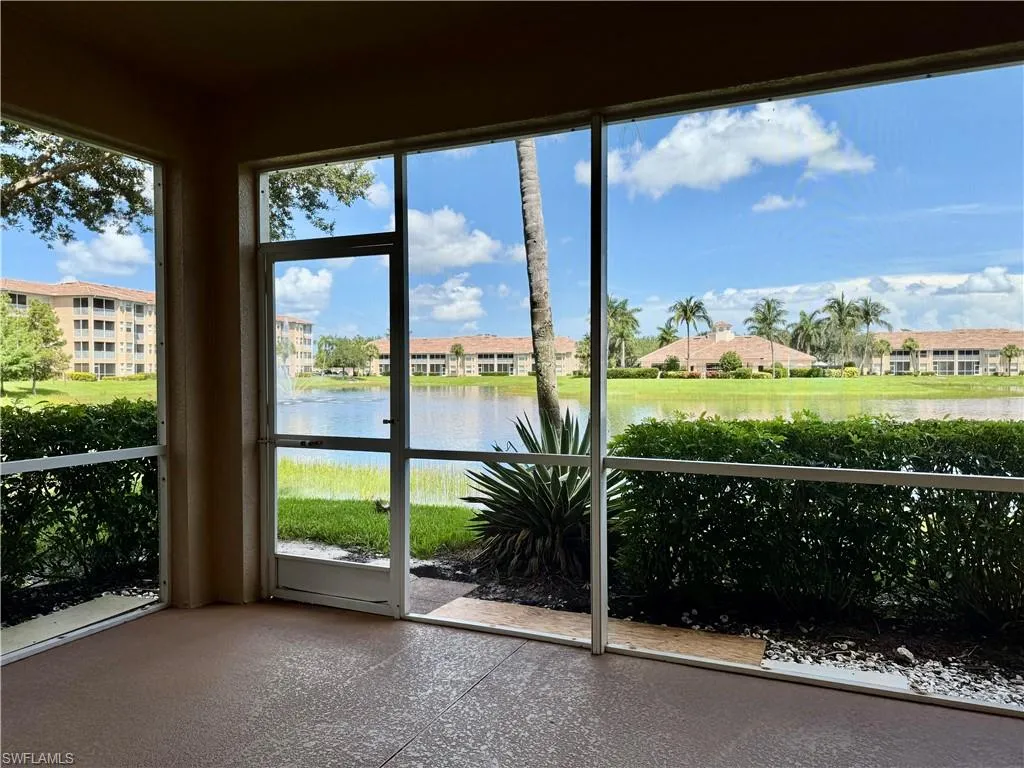 8450 Kingbird LOOP, Estero, FL 33967,225063037