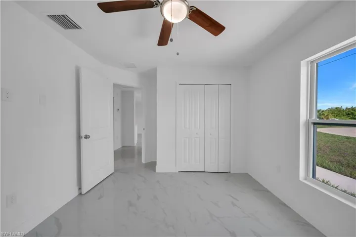 380  Poplar  ST, Lehigh Acres, FL 33974