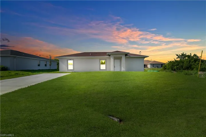 380  Poplar  ST, Lehigh Acres, FL 33974
