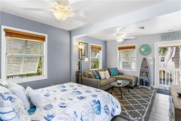 Rear Upper Apartment
