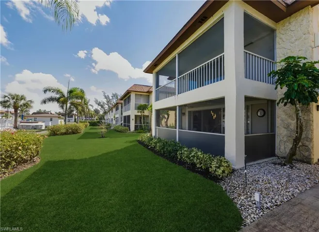 1155  Sandpiper  ST, Naples, FL 34102