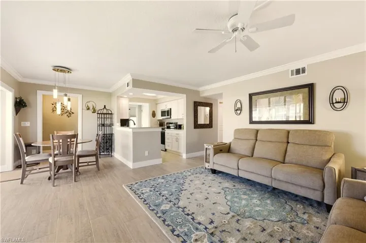 1155  Sandpiper  ST, Naples, FL 34102