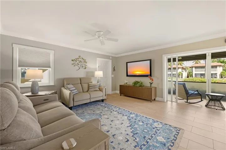 1155  Sandpiper  ST, Naples, FL 34102