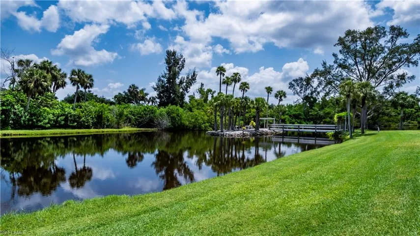 All of this piece of paradise can be yours!!