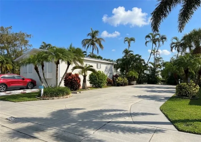 405 Imperial Wilderness Blvd, Naples, Florida 34114