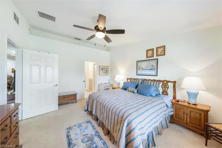 6175  Mandalay  CIR, Naples, FL 34112