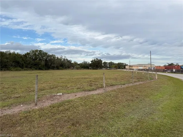2597 NE Nat  AVE, Arcadia, FL 34266