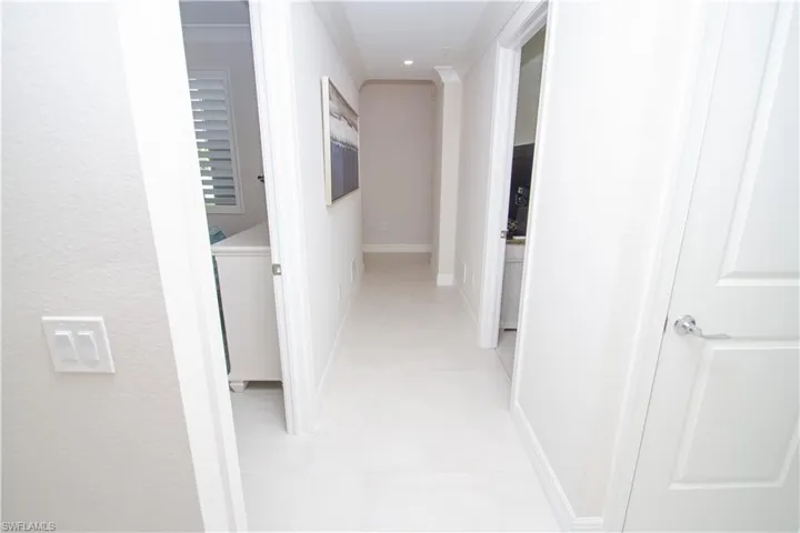 232  Indies E DR, Naples, FL 34114