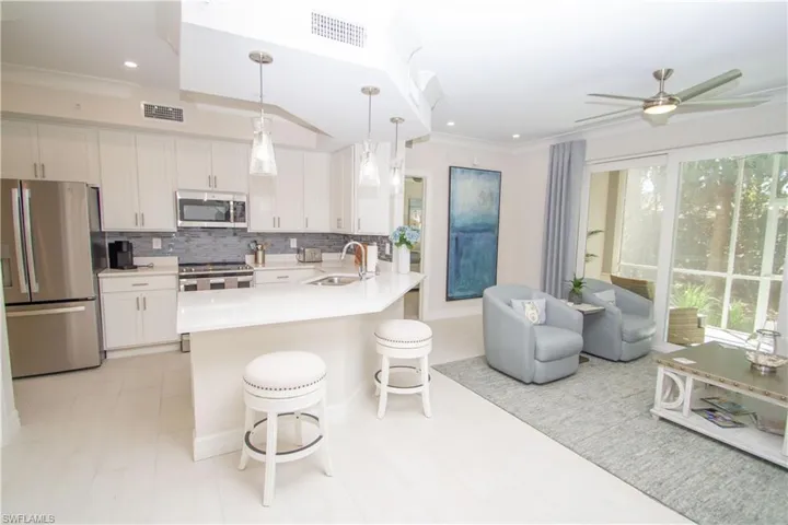 232  Indies E DR, Naples, FL 34114