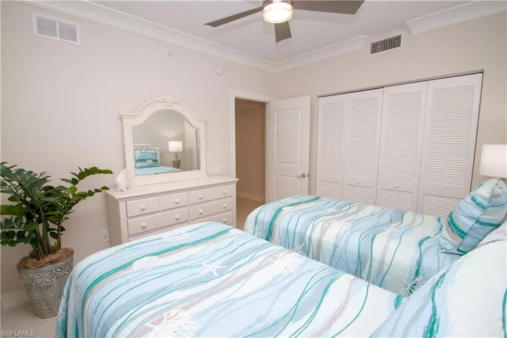232  Indies E DR, Naples, FL 34114