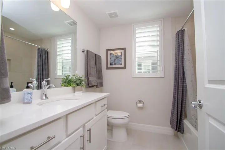 232  Indies E DR, Naples, FL 34114