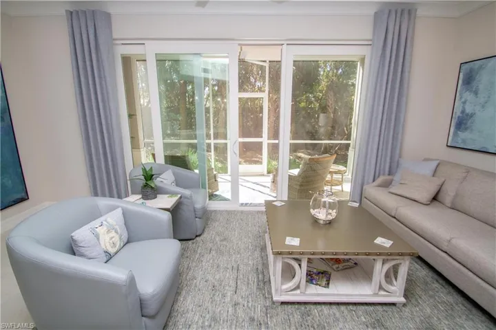 232  Indies E DR, Naples, FL 34114