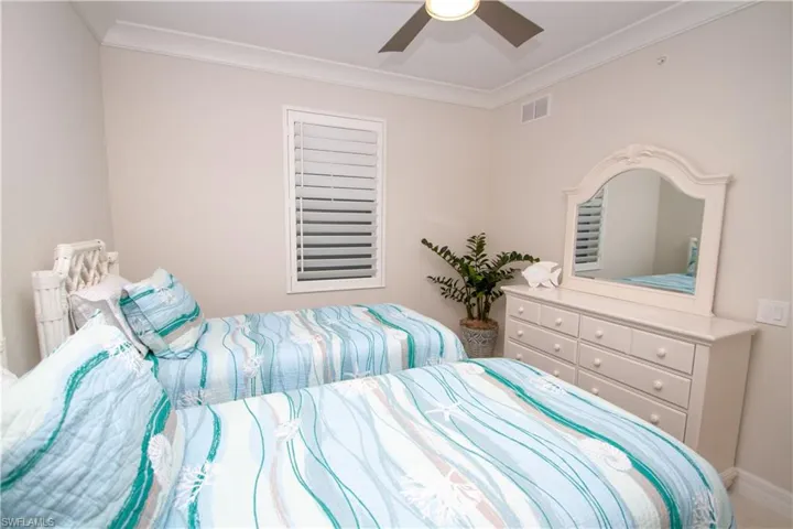 232  Indies E DR, Naples, FL 34114
