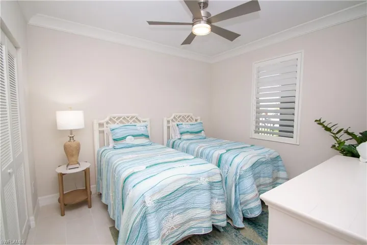 232  Indies E DR, Naples, FL 34114