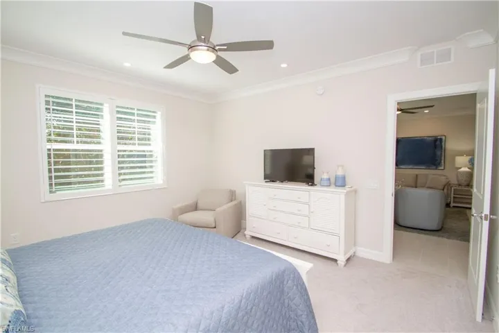 232  Indies E DR, Naples, FL 34114