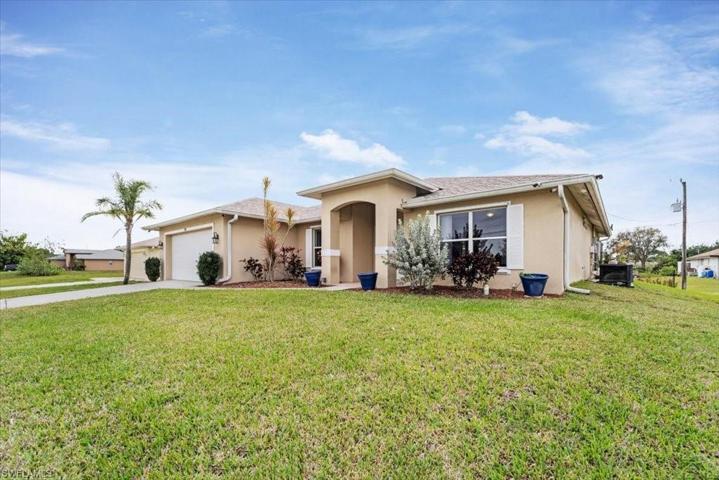 5003  Berryman  ST, Lehigh Acres, FL 33971