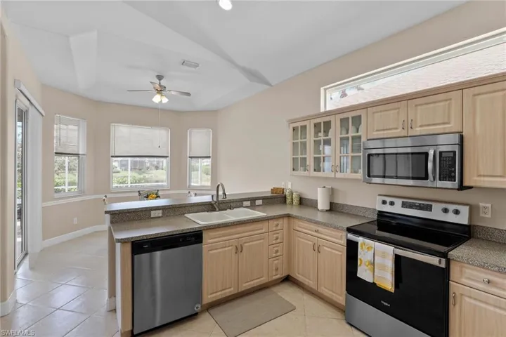 8039  Tauren  CT, Naples, FL 34119