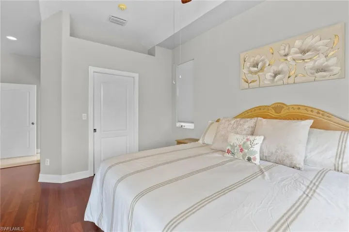 8039  Tauren  CT, Naples, FL 34119