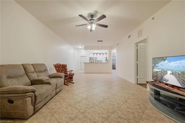 1089 Winding Pines Cir # 105, Cape Coral Fl 33909