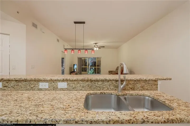 1089 Winding Pines Cir # 105, Cape Coral Fl 33909