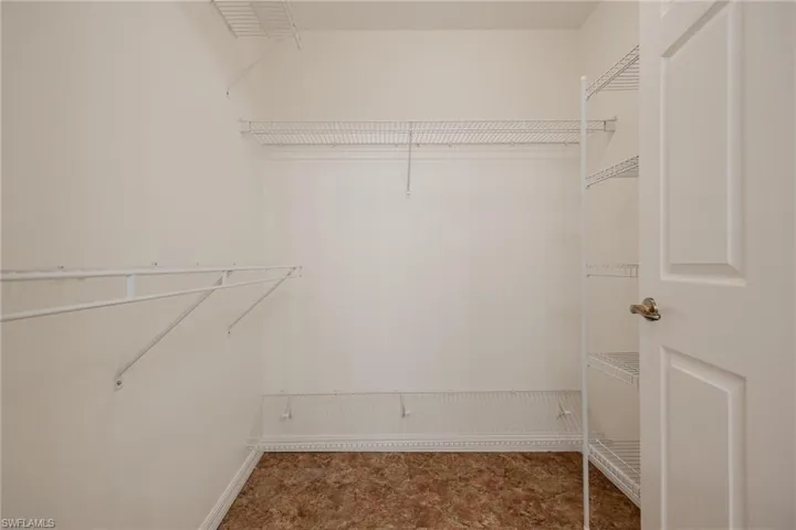 Main bedroom walk-in closet