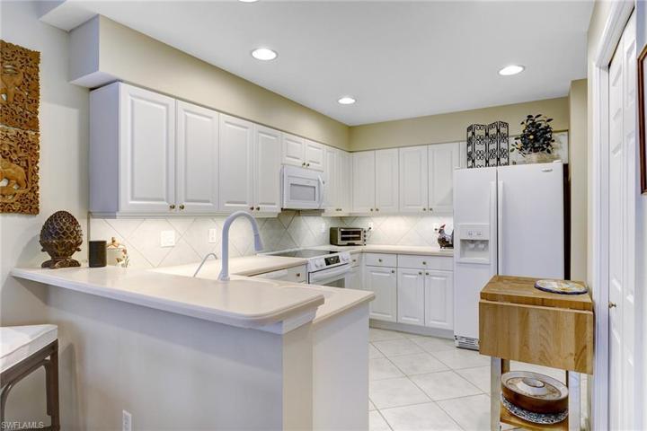23156  Rosedale  DR, Estero, FL 34135