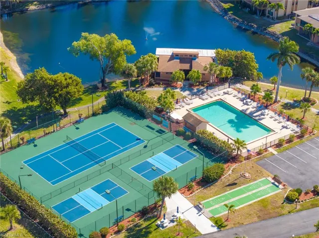 Clubhouse, pool, pickleball, tennis
