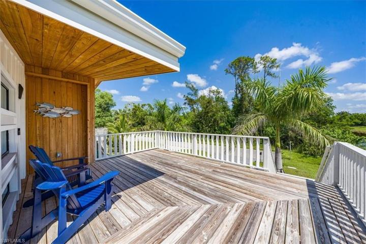 Front Porch Views of the Canal