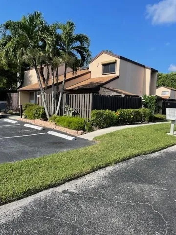 7133  Penner  LN, Fort Myers, FL 33907