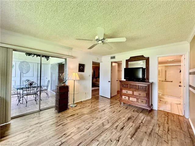 5467 Rattlesnake Hammock Rd 207, Naples, Florida 34110