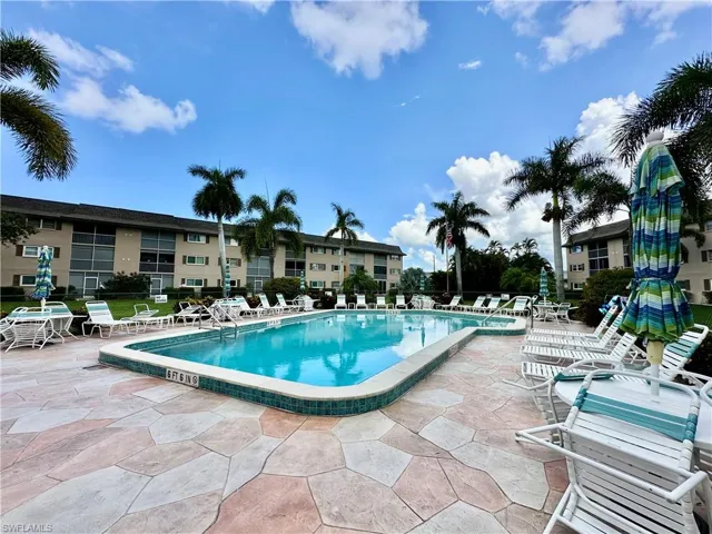5467 Rattlesnake Hammock Rd 207, Naples, Florida 34110