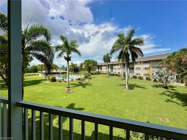 5467 Rattlesnake Hammock Rd 207, Naples, Florida 34110