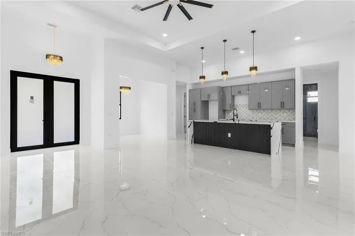 634  Raintree E ST, Lehigh Acres, FL 33974