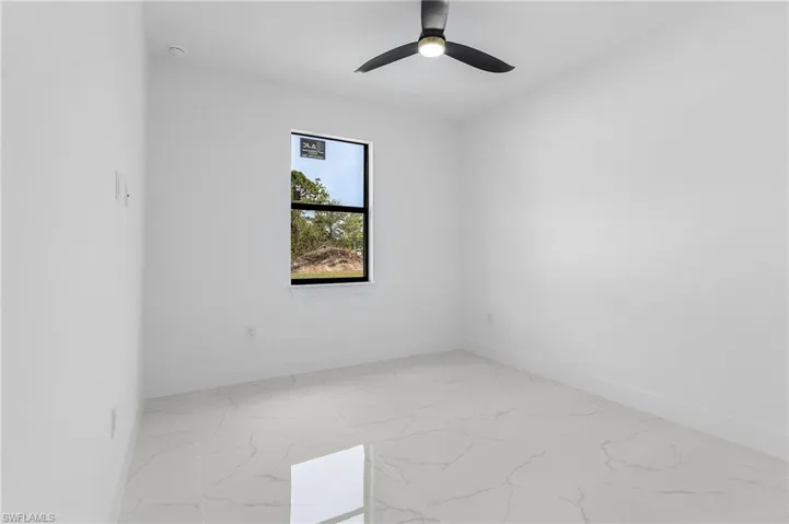 634  Raintree E ST, Lehigh Acres, FL 33974