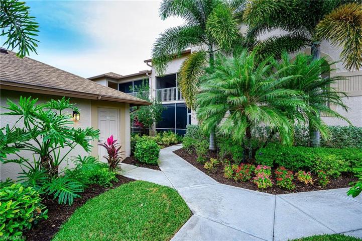 8590  Cedar Hammock  CIR, NAPLES, FL 34112