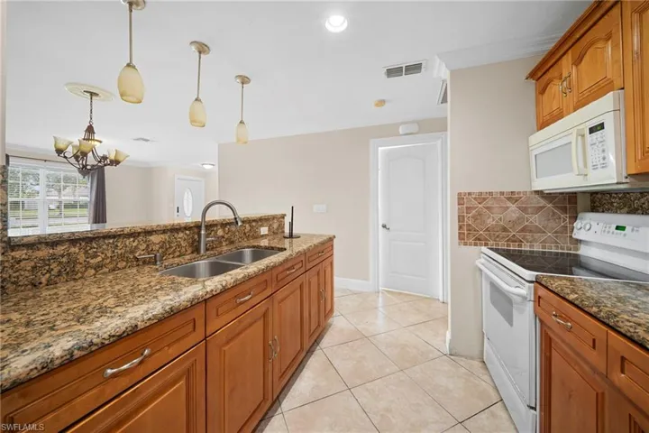 3402 Santa Barbara Blvd, Cape Coral, Florida 33914